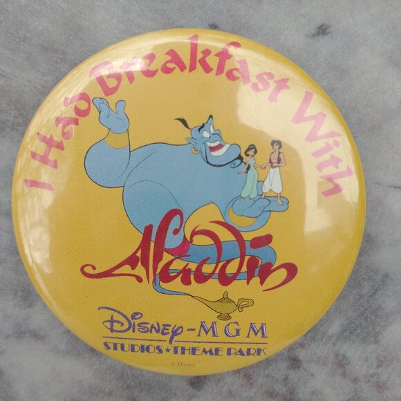 "I Had Breakfast With Aladdin" DISNEY pinback button - Picture 1 of 2